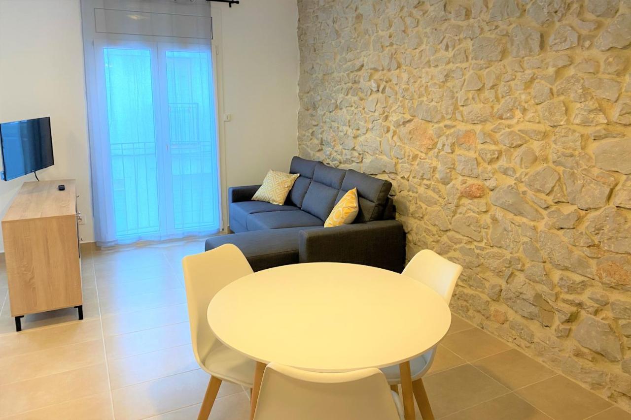 Apartaments L'Escala Centre Exteriör bild